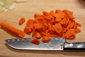Cutting carrots at angles