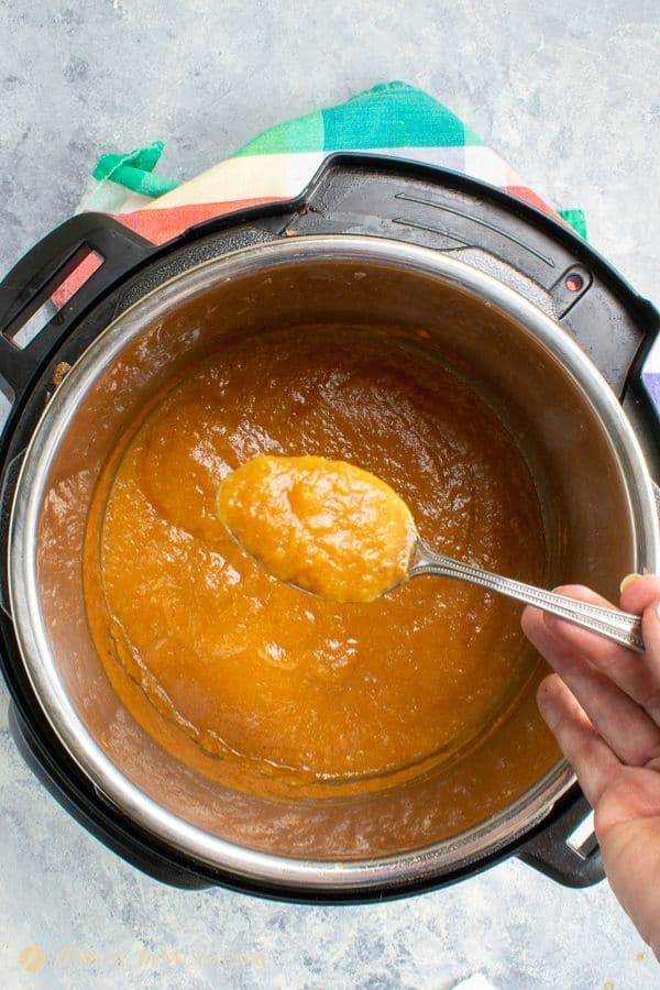 easy peach butter 3 ingredient thickened in Instant Pot