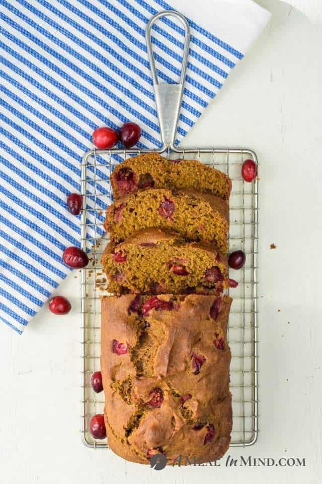 Twelve Days of Christmas Cookies (and other stuff): Pumpkin Cranberry Bread